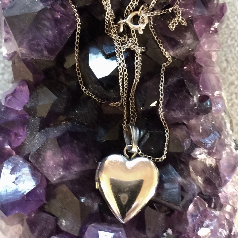 White Gold 14kt Puff Heart Locket